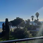 Les Marines De Moriani Pieds Dans L'eau Duplex Avec Terrasses Vue Mer, 4-8 Pers *
