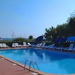 Les Marines De Moriani Pieds Dans L'eau Duplex Avec Terrasses Vue Mer, 4-8 Pers סן-ניקולאו
