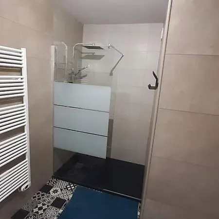 Les Marines De Moriani Pieds Dans L'eau Duplex Avec Terrasses Vue Mer, 4-8 Pers *