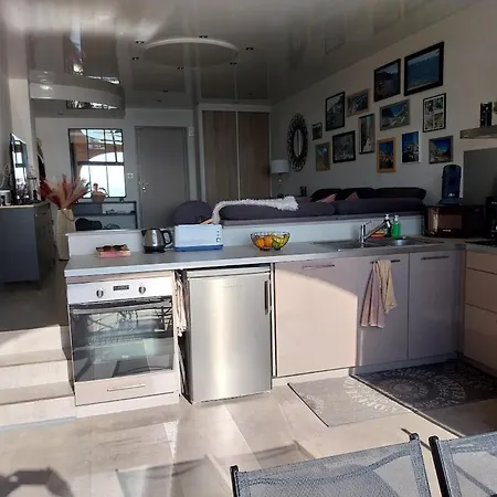 Les Marines De Moriani Pieds Dans L'eau Duplex Avec Terrasses Vue Mer, 4-8 Pers