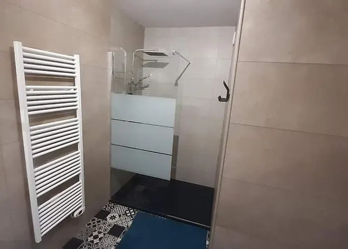 Les Marines De Moriani Pieds Dans L'eau Duplex Avec Terrasses Vue Mer, 4-8 Pers *